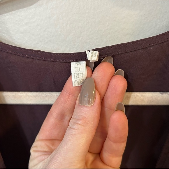 Urban Outfitters Out From Under Gigi Satin Maroon Long Sleeve V-Neck Bodysuit - Picture 4 of 8